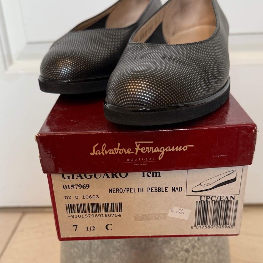 Salvatore Ferragamo Black Textured Flats